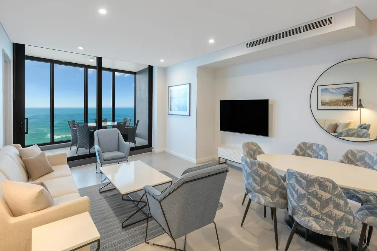 Meriton Suites Surfers Paradise Gold Coast Aparthotel