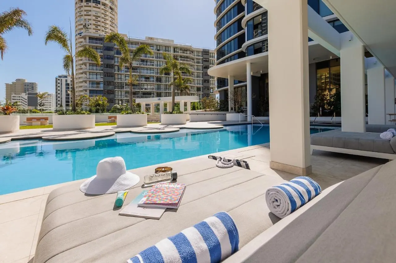 ***** Aparthotel Meriton Suites Surfers Paradise Gold Coast Australia