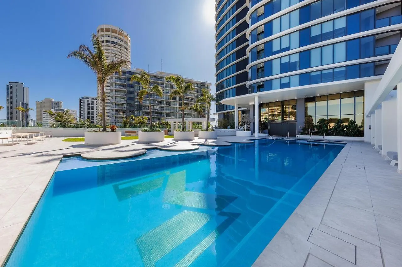 Meriton Suites Surfers Paradise Gold Coast Aparthotel