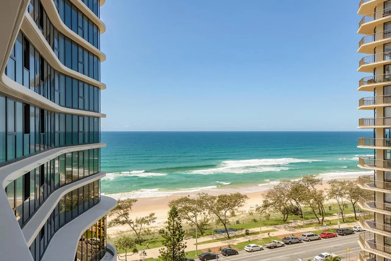 Meriton Suites Surfers Paradise Gold Coast 5*,  Australia